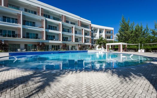 AURA 2 BED PLUS DEN, 2.5 BATH TOWNHOUSE