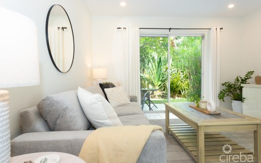 TURNKEY 2BED PLUS DEN END UNIT TROPICAL HAVEN