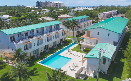PLYMOUTH 3 BEDROOM CORNER TOWNHOUSE – 7 MILE BEACH CORRIDOR PLYMOUTH 3 BEDROOM CORNER TOWNHOUSE – 7 MILE BEACH CORRIDOR