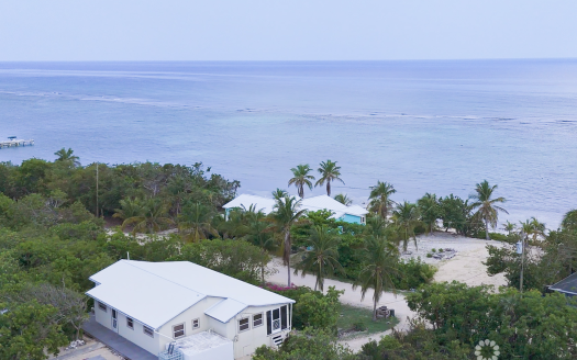LITTLE CAYMAN OCEAN VIEW RESIDENTIAL HOME W/ BEACHFRONT LOT JUST SHY OF 1 ACRE LITTLE CAYMAN OCEAN VIEW RESIDENTIAL HOME W/ BEACHFRONT LOT JUST SHY OF 1 ACRE