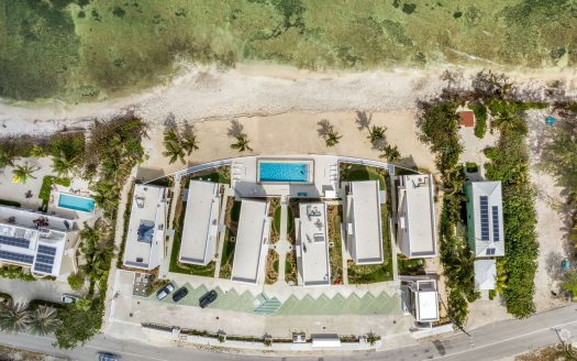 SILVER REEF RESIDENCES #4 – A BEACHFRONT GEM