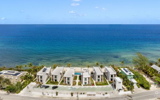 SILVER REEF RESIDENCES: STUNNING GROUND FLOOR 2-BEDROOM
