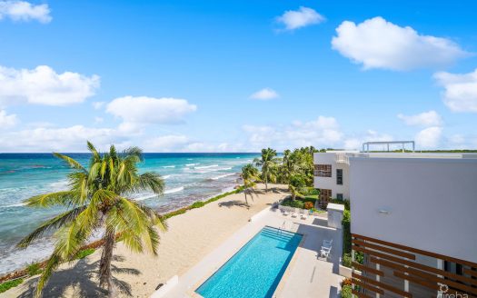 SILVER REEF RESIDENCES #4 – A BEACHFRONT GEM SILVER REEF RESIDENCES #4 – A BEACHFRONT GEM